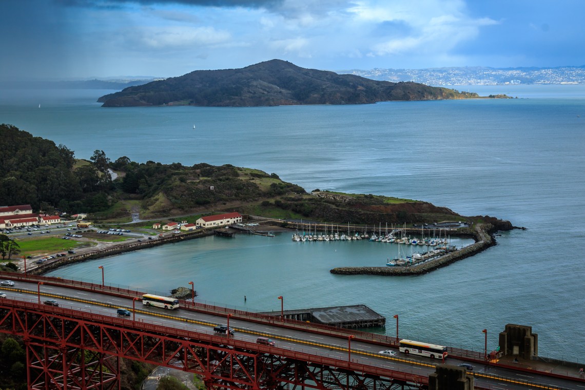 Horseshoe Bay & Needles